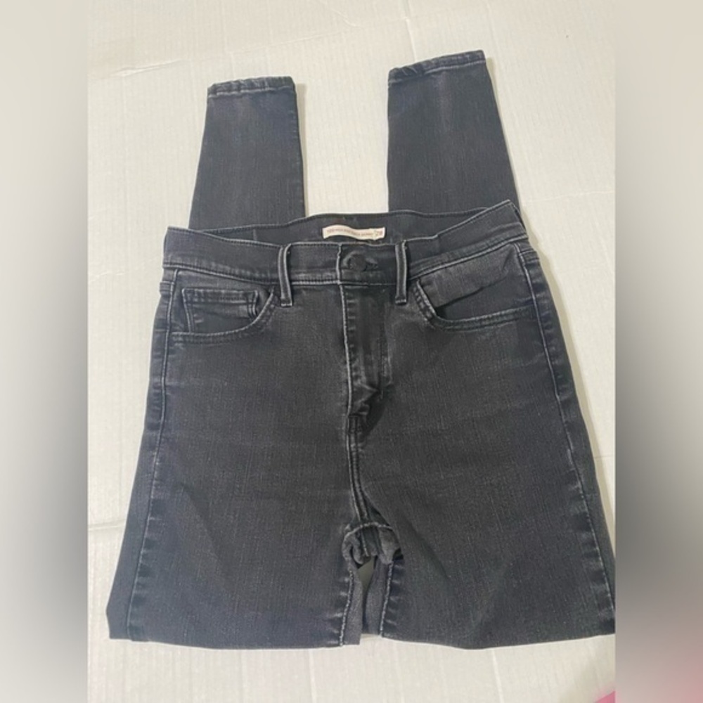 Levi's 720 High-Rise  Super Skinny Jeans Size 26